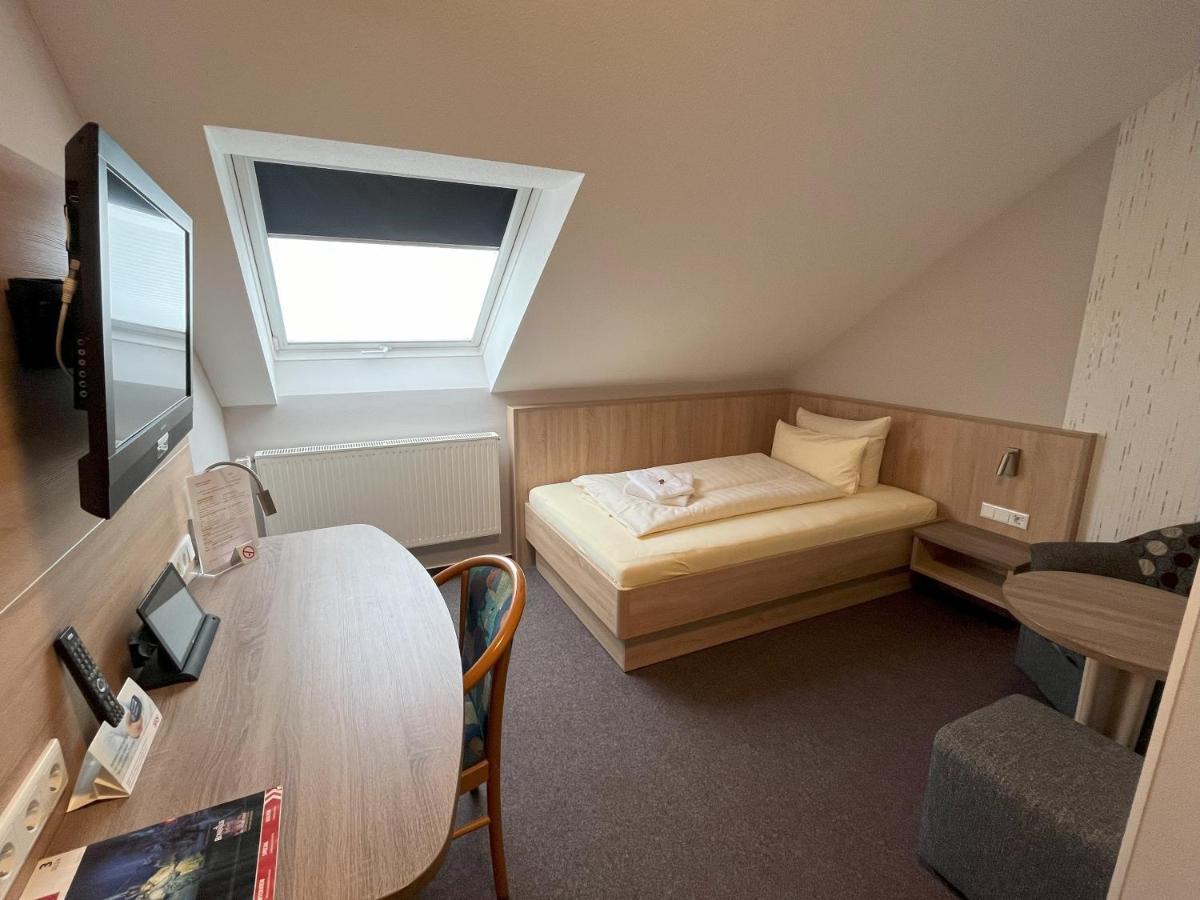 Hotel Am Steinertsee Kaufungen Zewnętrze zdjęcie