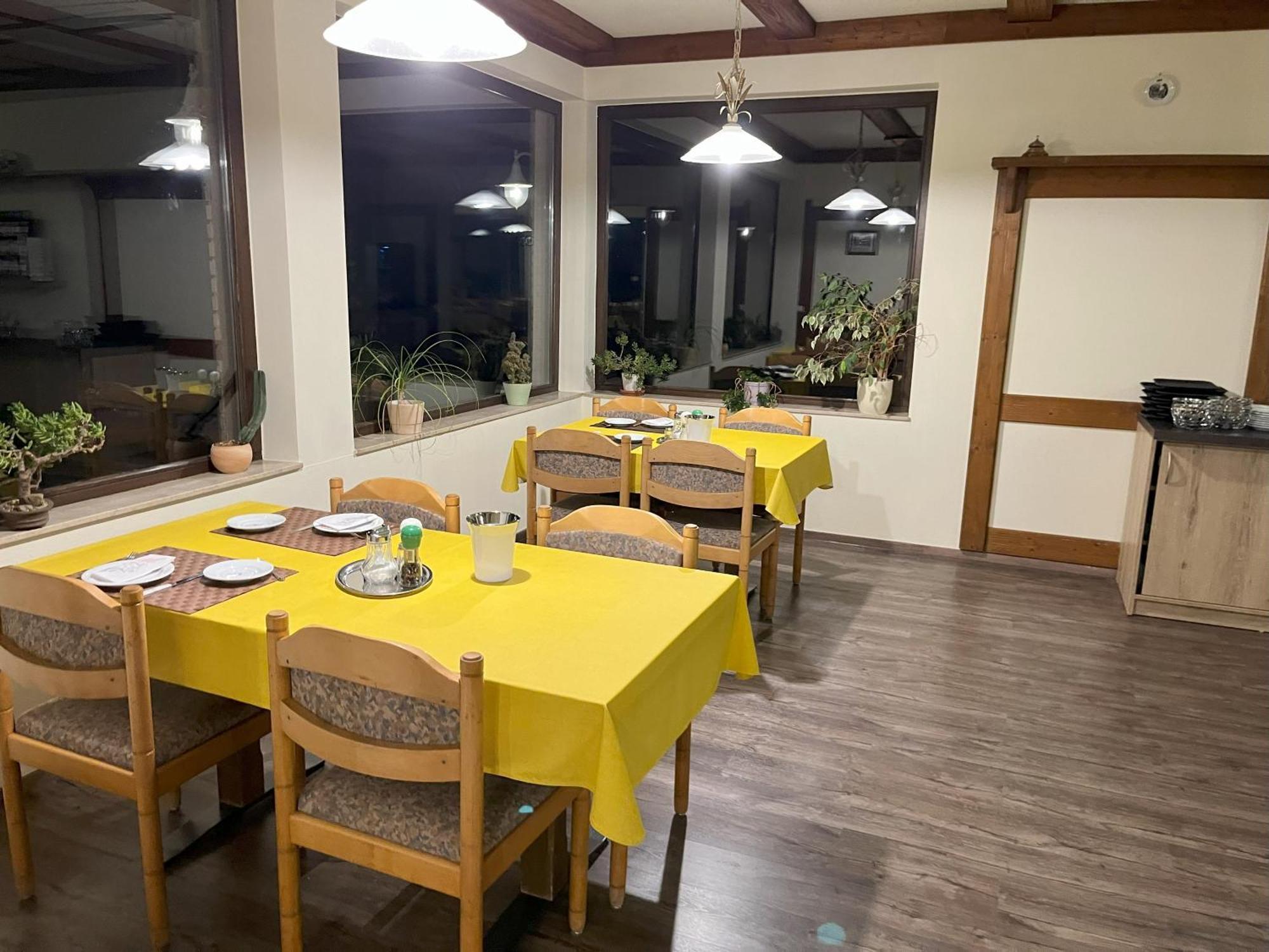 Hotel Am Steinertsee Kaufungen Zewnętrze zdjęcie
