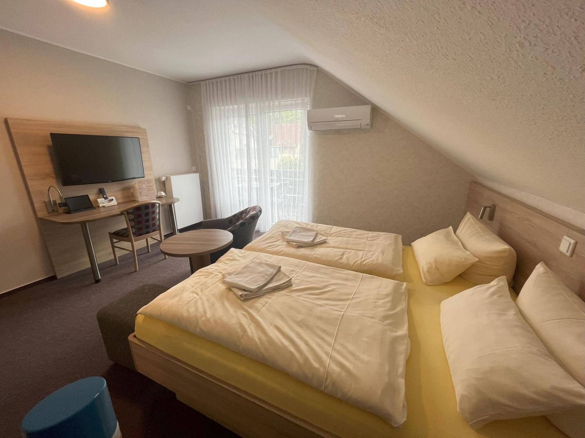Hotel Am Steinertsee Kaufungen Zewnętrze zdjęcie