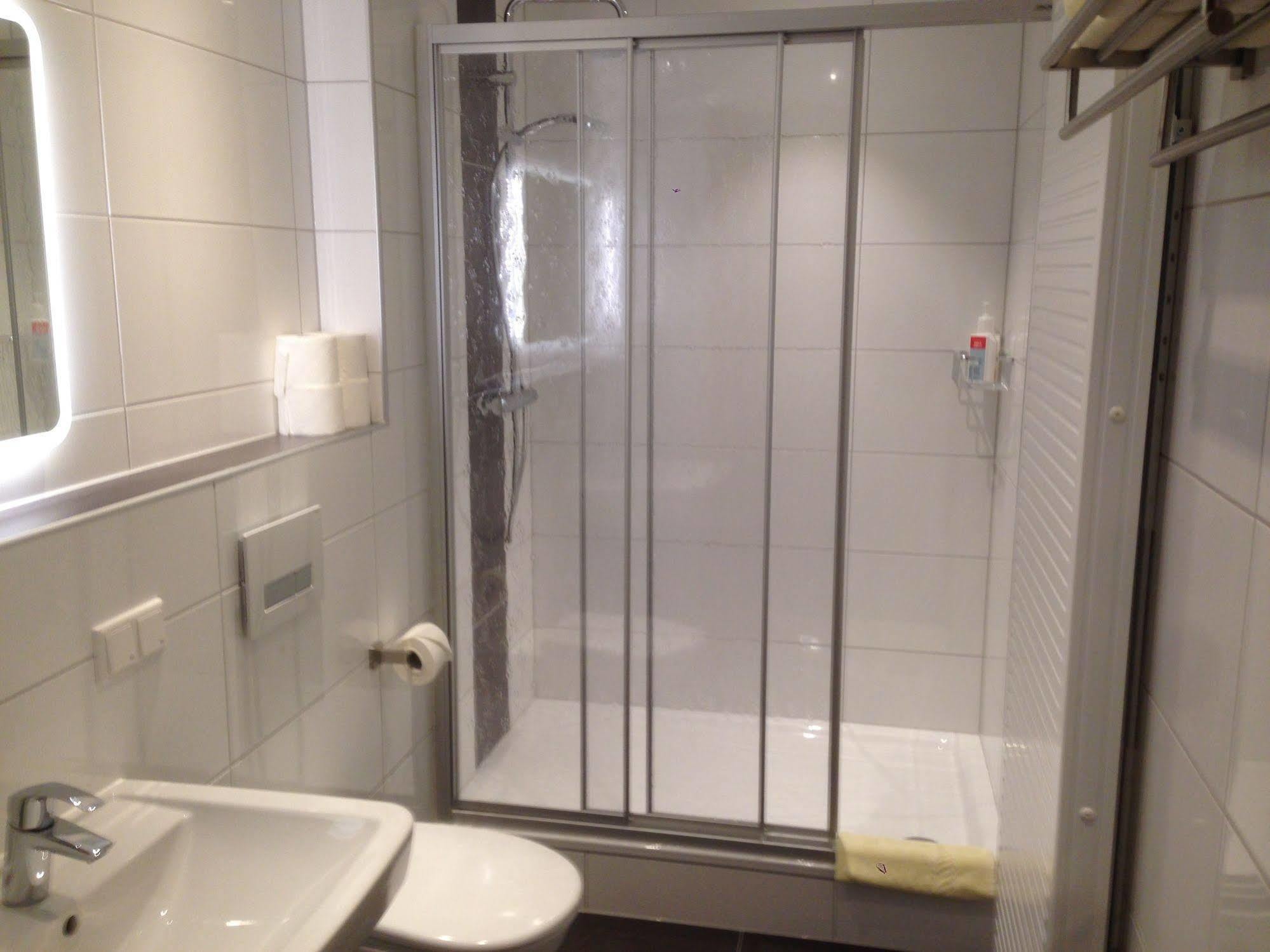Hotel Am Steinertsee Kaufungen Zewnętrze zdjęcie